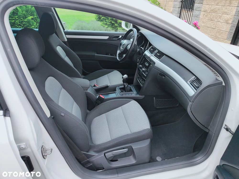 Skoda Superb 2.0 TDI Green tec Ambition - 8