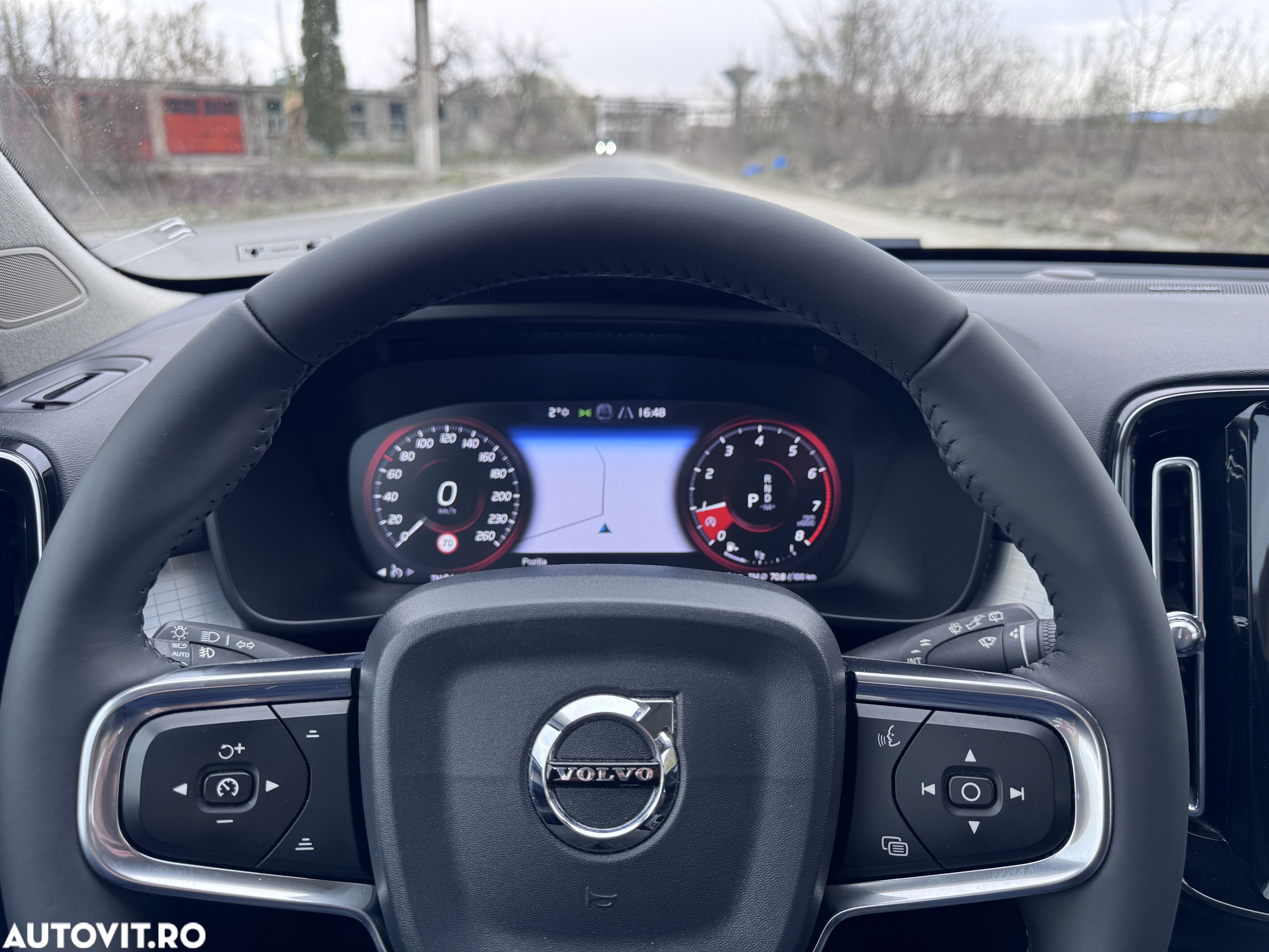 Volvo XC 40 T3 Geartronic Momentum - 6