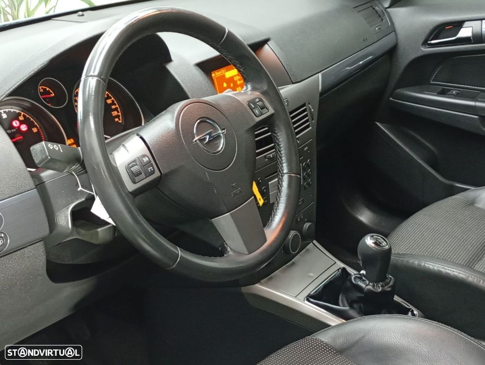 Opel Astra 1.7 CDTI Cosmo M5 - 14