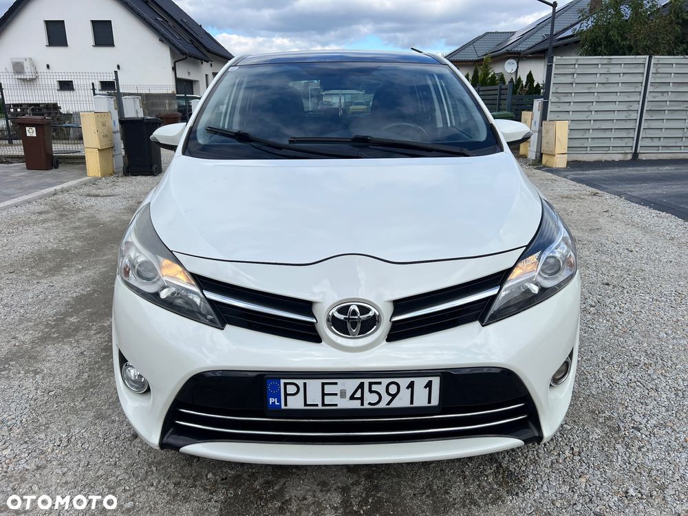 Toyota Verso 1.8 Sol plus 7os MS - 3
