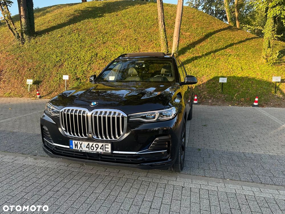 BMW X7 xDrive40i - 23