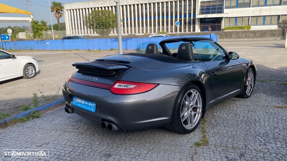 Porsche 911 (997) Carrera 4S Cabriolet PDK - 21