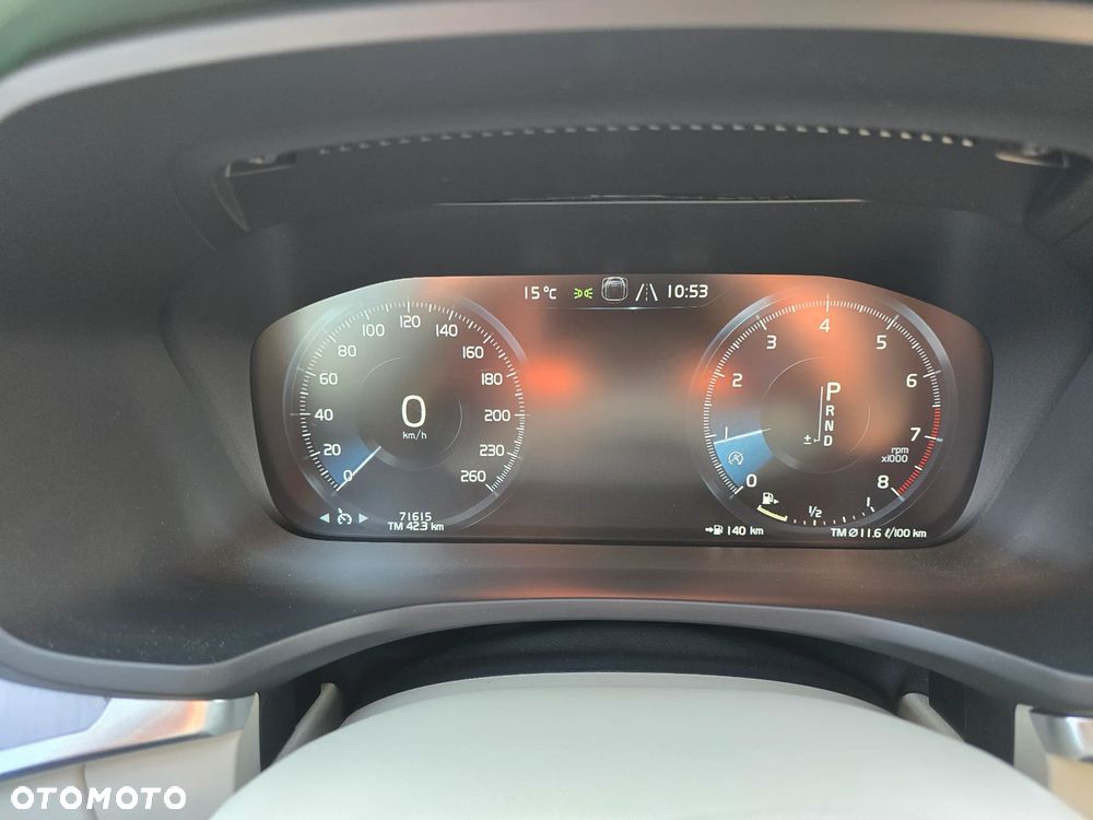 Volvo S60 T5 Momentum Pro - 23