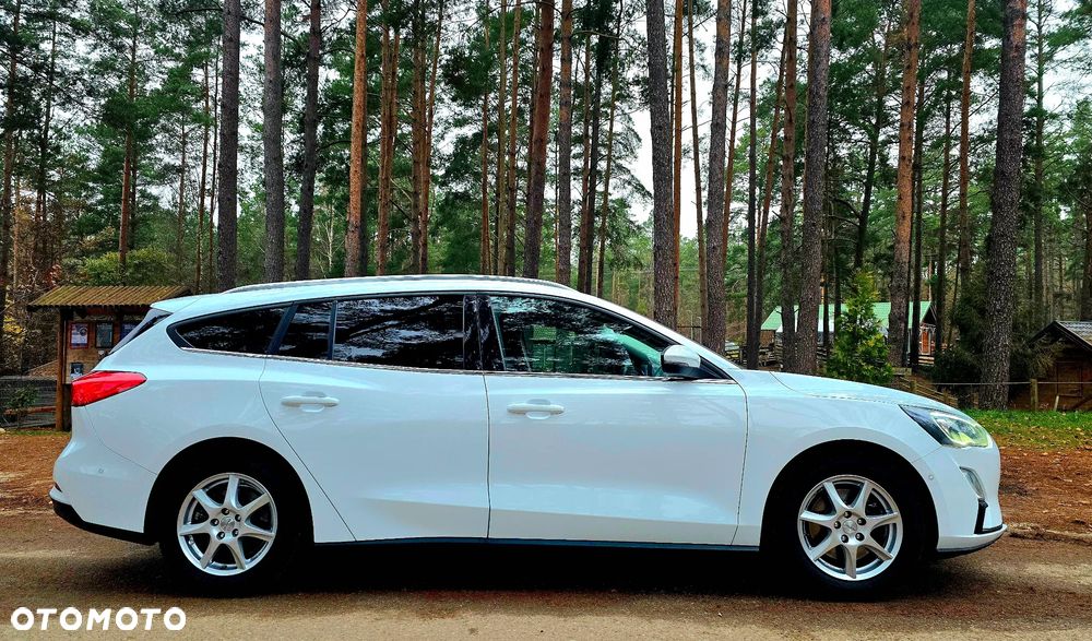 Ford Focus 1.5 EcoBlue STart-Stopp-System TITANIUM - 3