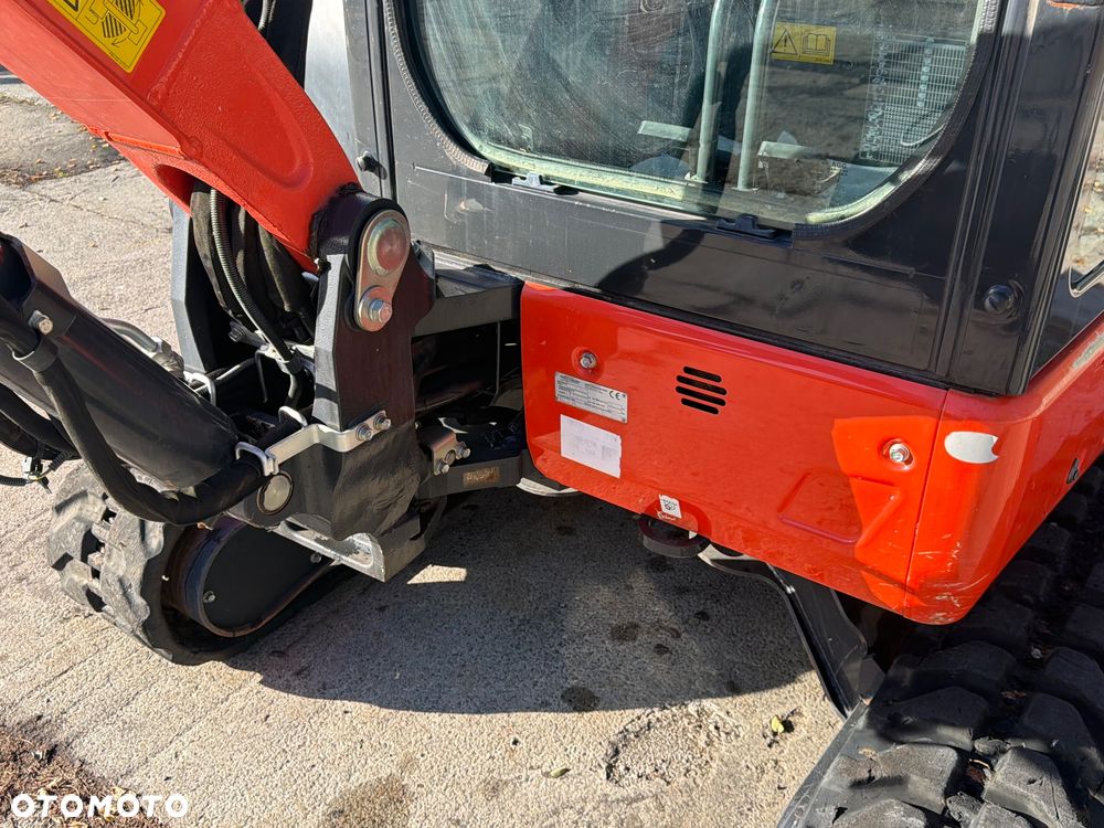 Kubota Minikoparka U36-4 - 10