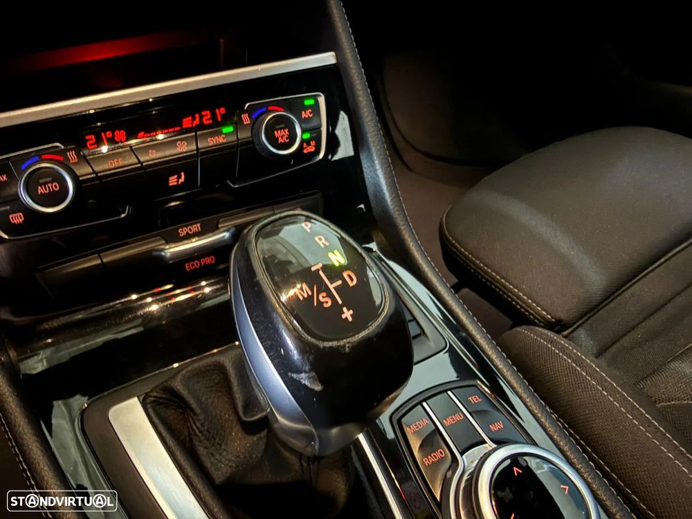 BMW 218 Active Tourer d Sport-Aut. Sport Line - 18