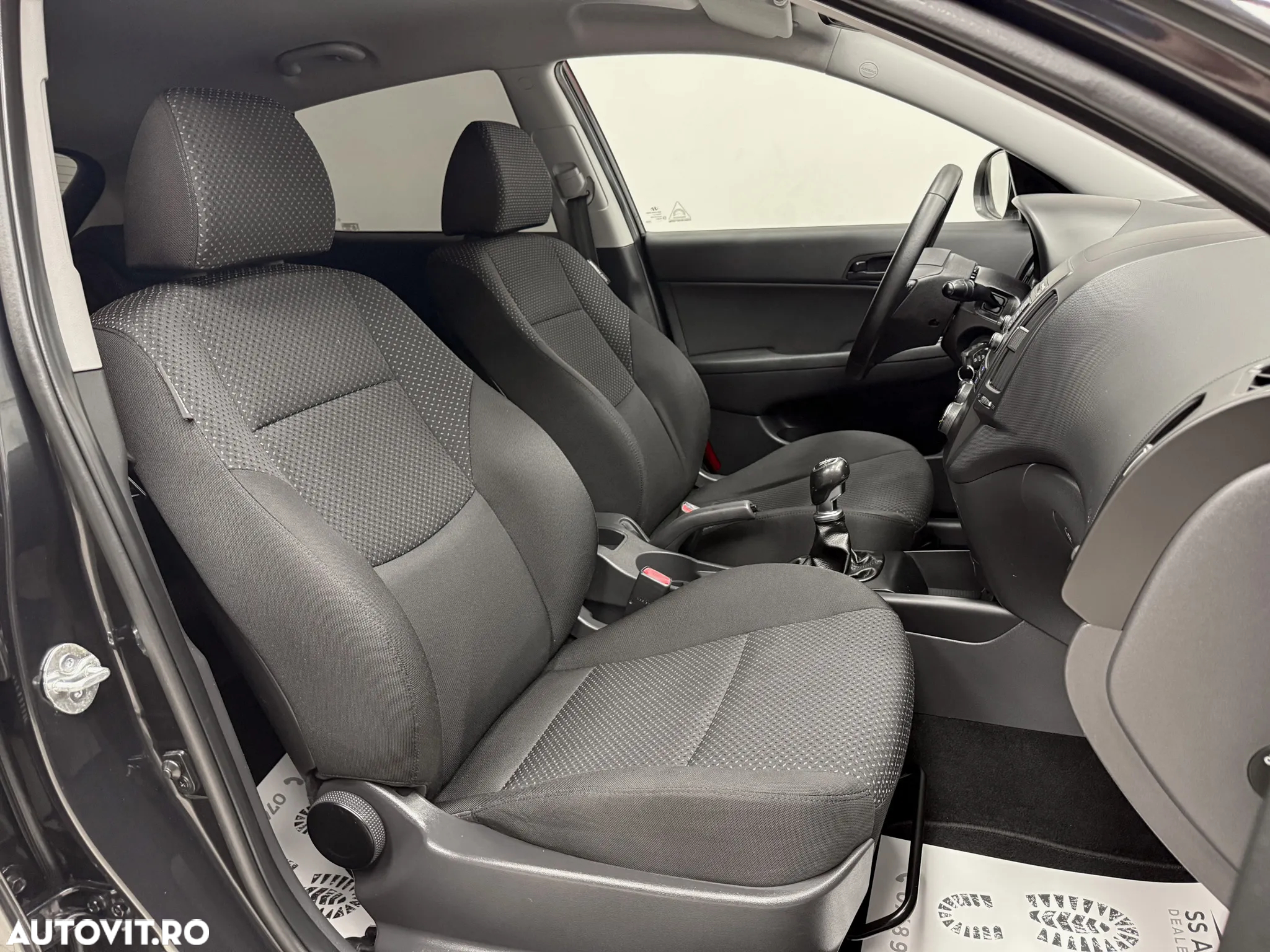 Hyundai i30 1.4 FIFA WM Edition - 7