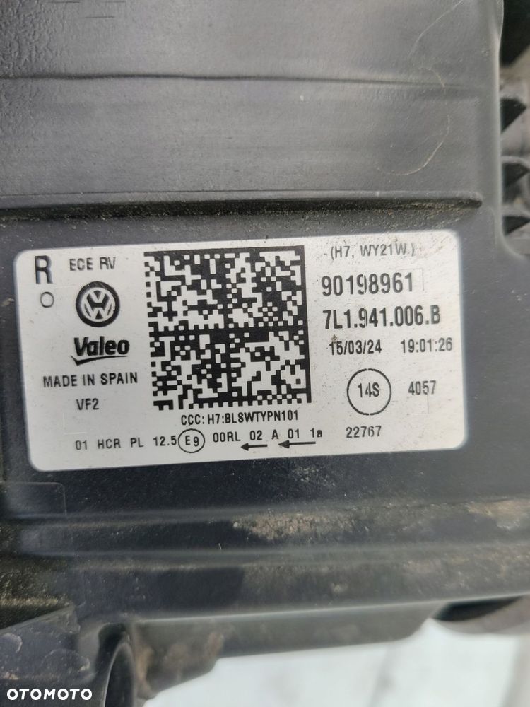 REFLEKTOR LAMPA PRAWY PRZÓD VW TRANSPORTER T6.1 T6 LIFT - 6