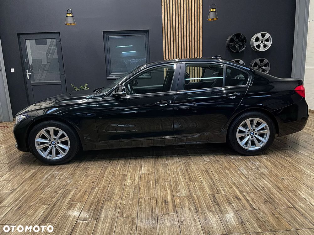 BMW Seria 3 320d - 12