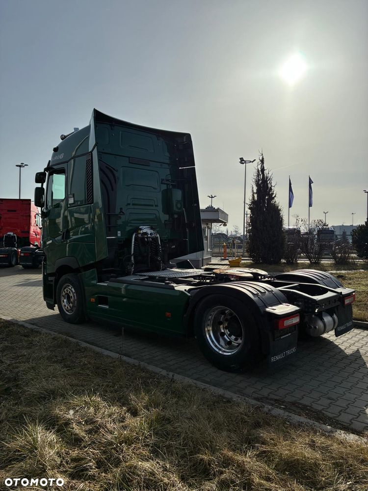 Renault T480 HIGH SLEPER CAB - 6