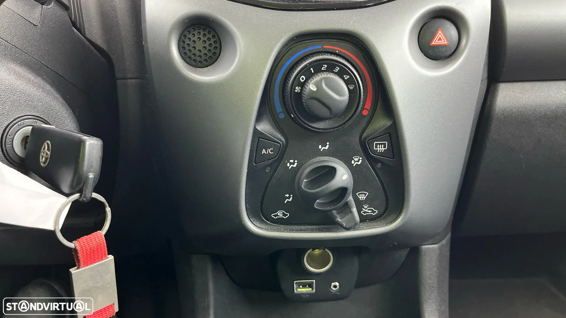 Toyota Aygo 1.0 X-Play+X-Touch - 21