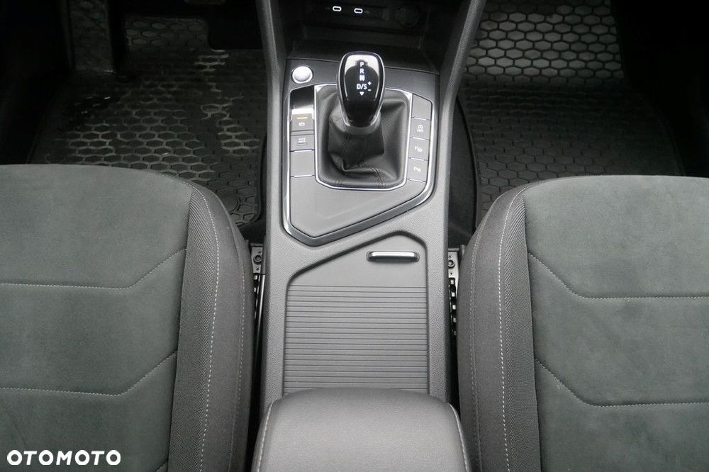 Volkswagen Tiguan 1.5 TSI EVO Elegance DSG - 11