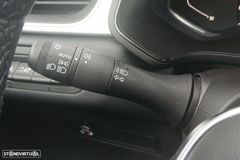 Renault Captur 1.0 TCe Techno Bi-Fuel - 11