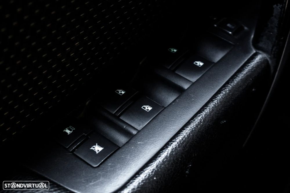 Chevrolet Captiva 2.0 VCDi Seven 7L - 22