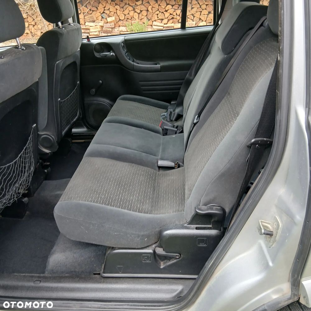 Opel Zafira 1.8 16V Elegance - 4