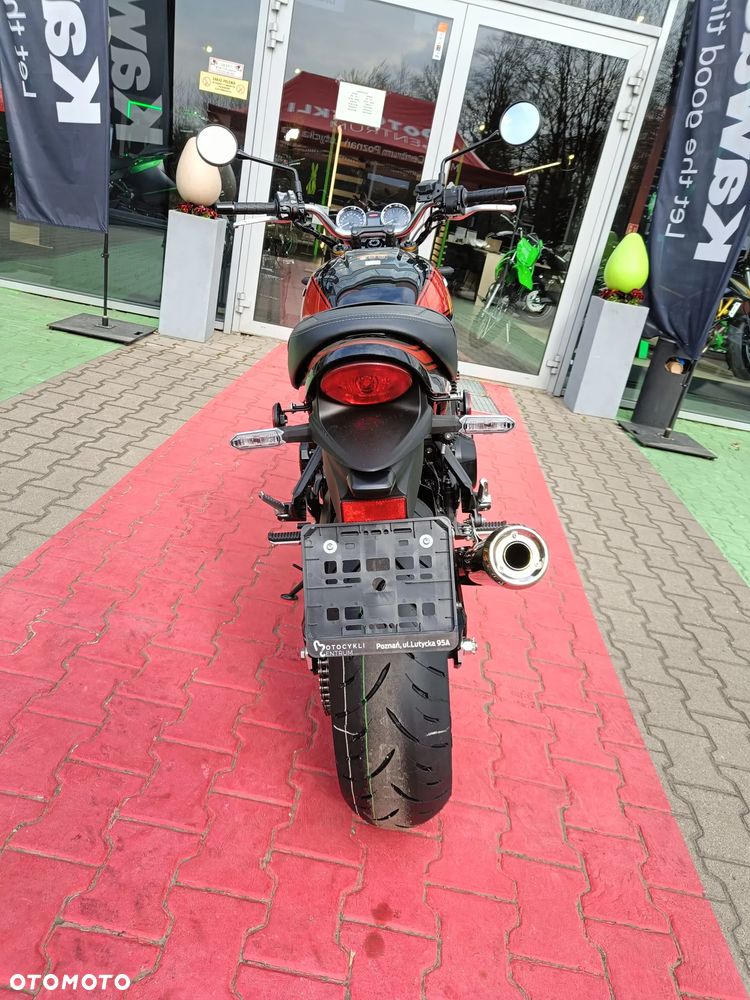 Kawasaki Z 900 RS - 4