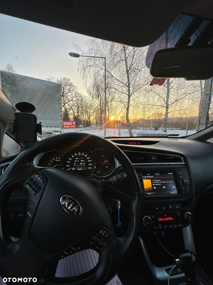 Kia Ceed 1.6 CRDi L Business Line DCT - 7