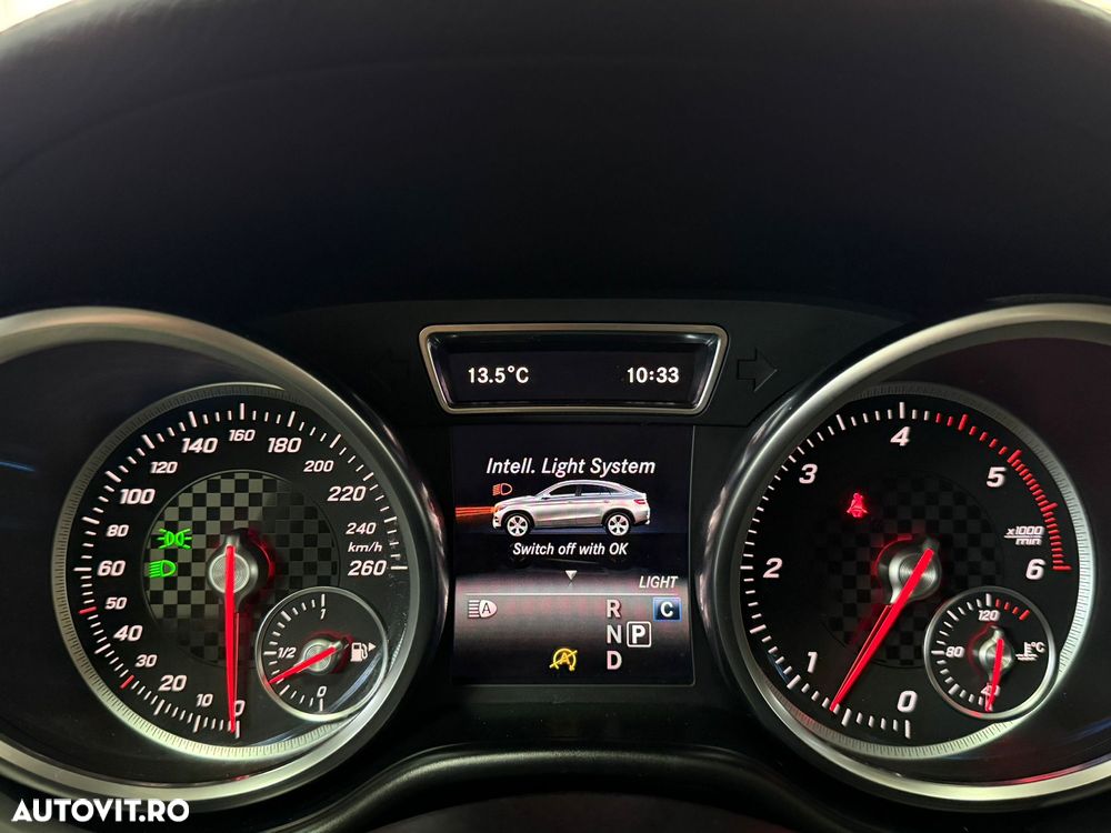 Mercedes-Benz GLE 350 d 4MATIC 9G-TRONIC AMG Line - 32