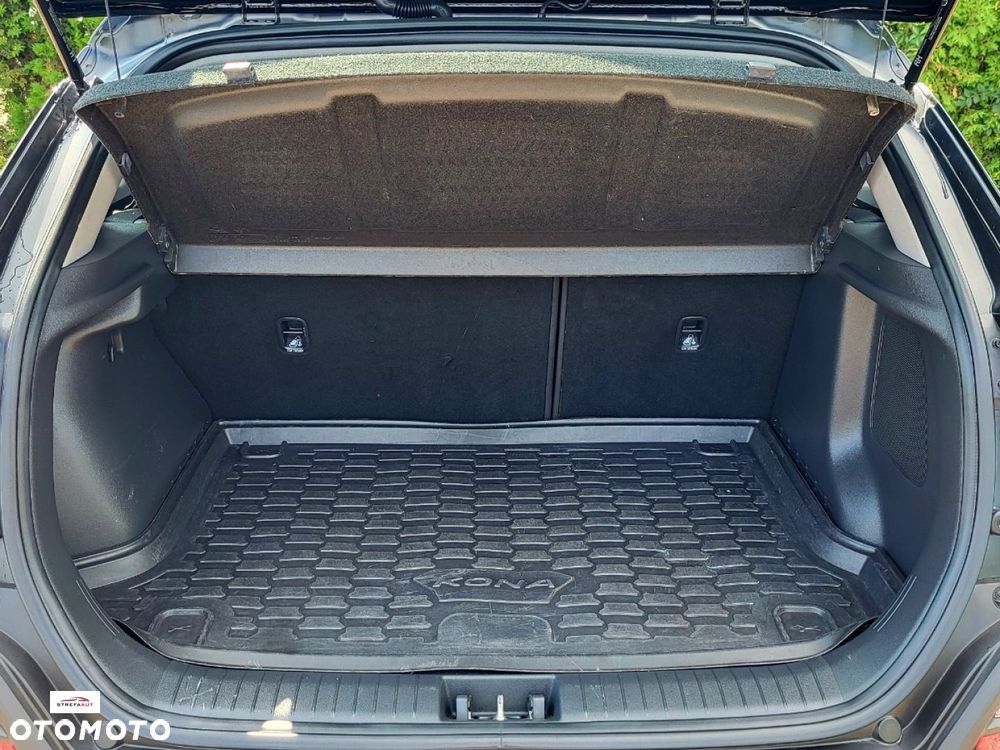 Hyundai Kona - 17