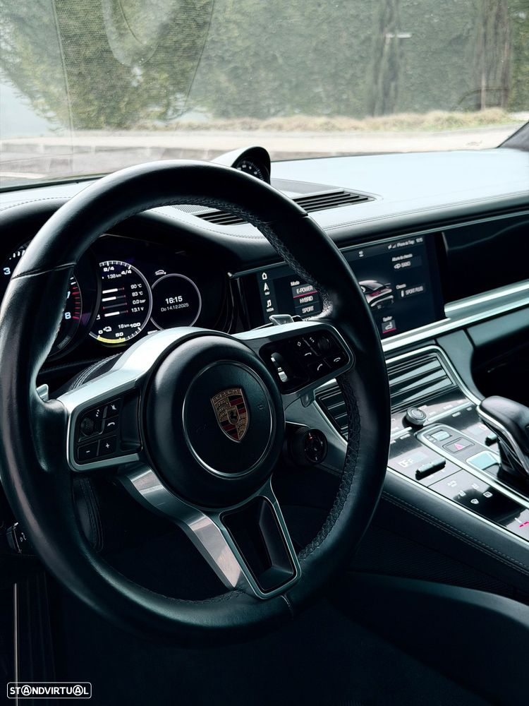 Porsche Panamera Turbo S E-Hybrid - 38