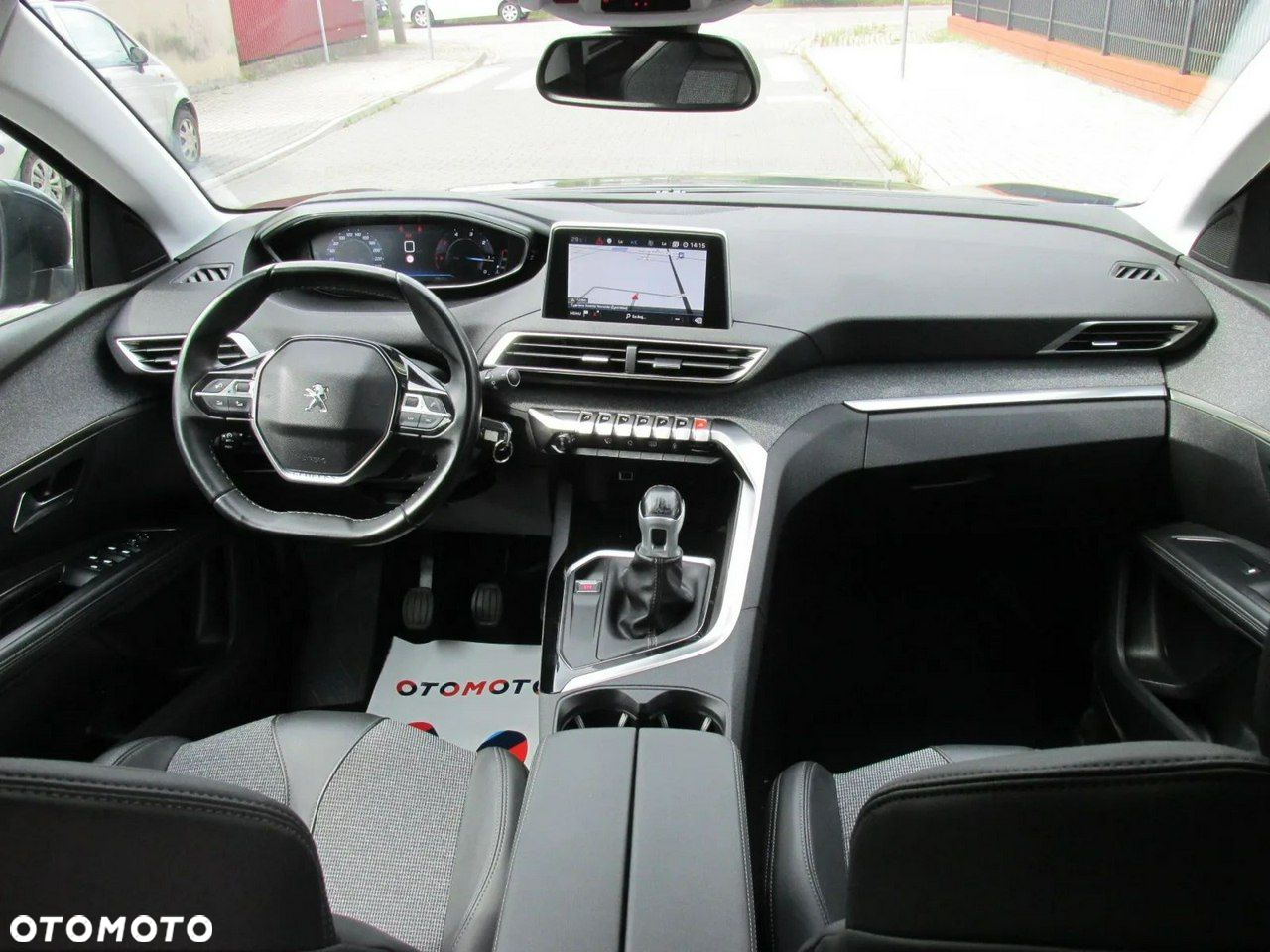 Peugeot 5008 1.5 BlueHDI Allure S&S - 6