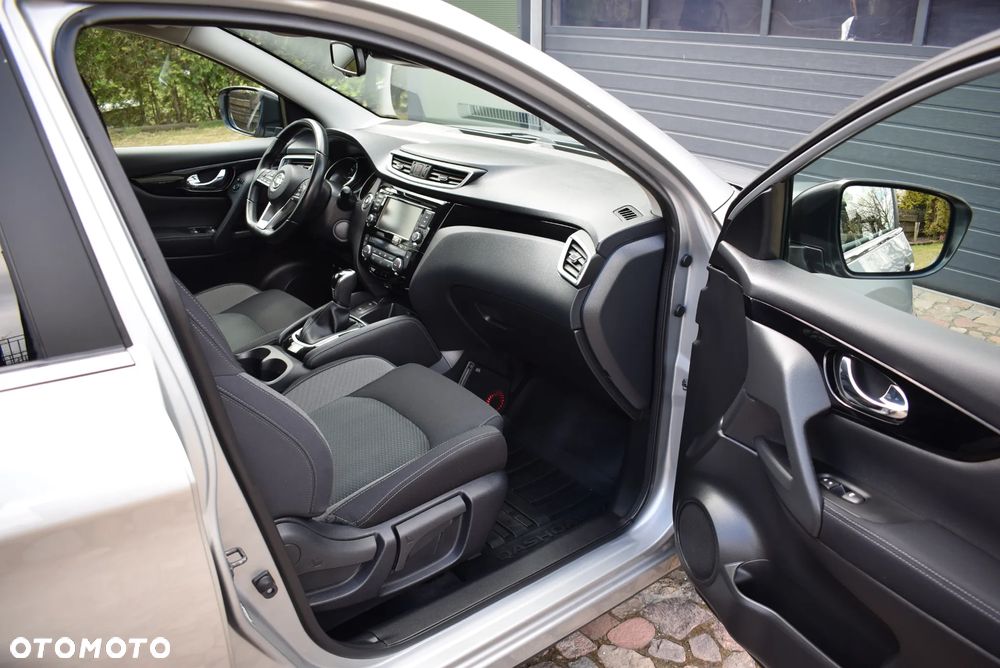 Nissan Qashqai - 32