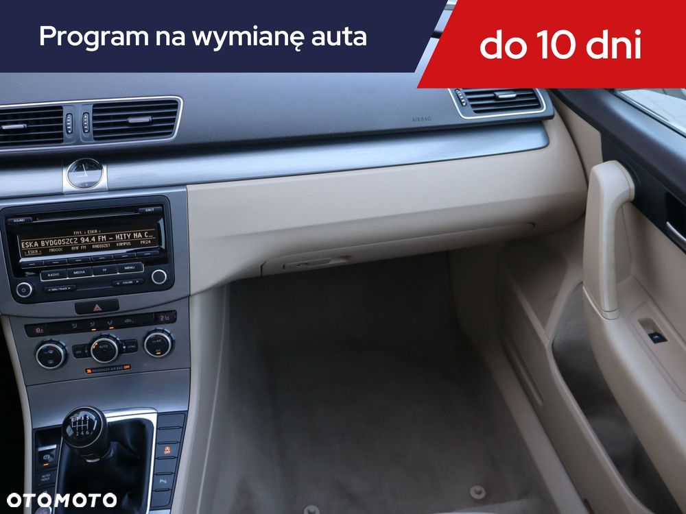 Volkswagen Passat Variant - 10