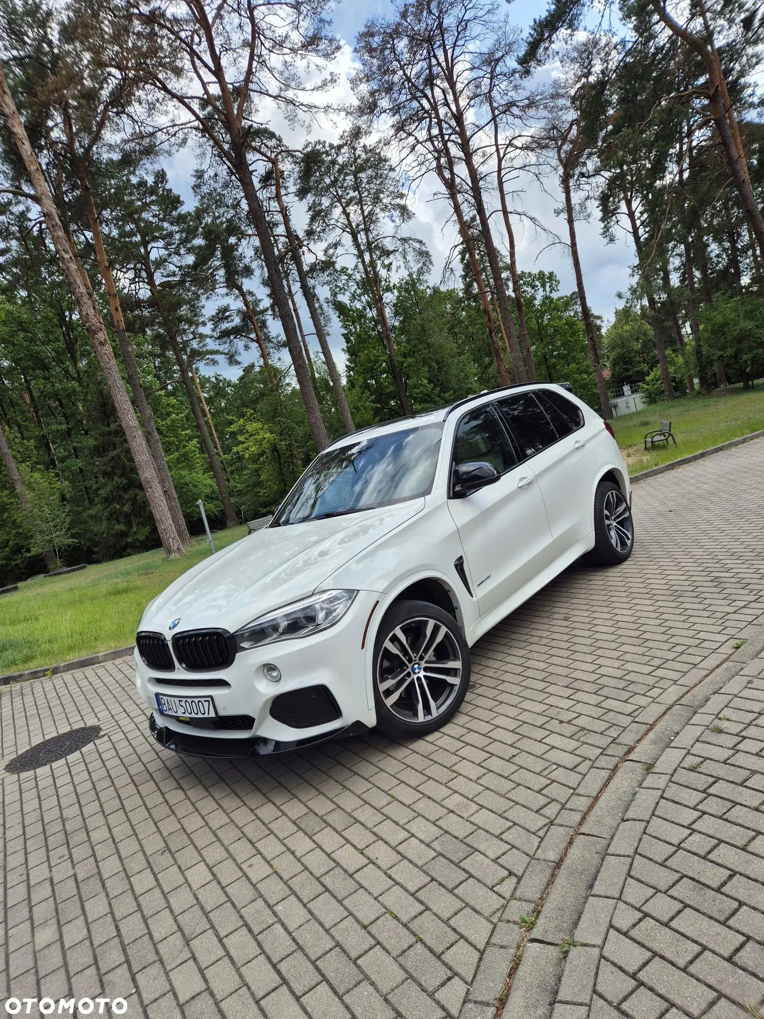 BMW X5 xDrive35i Sport-Aut - 1