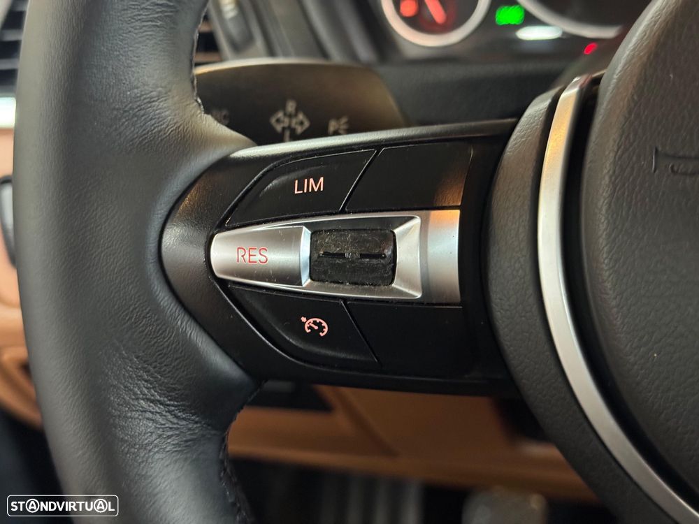 BMW 320 d EfficientDynamics Line Luxury - 9