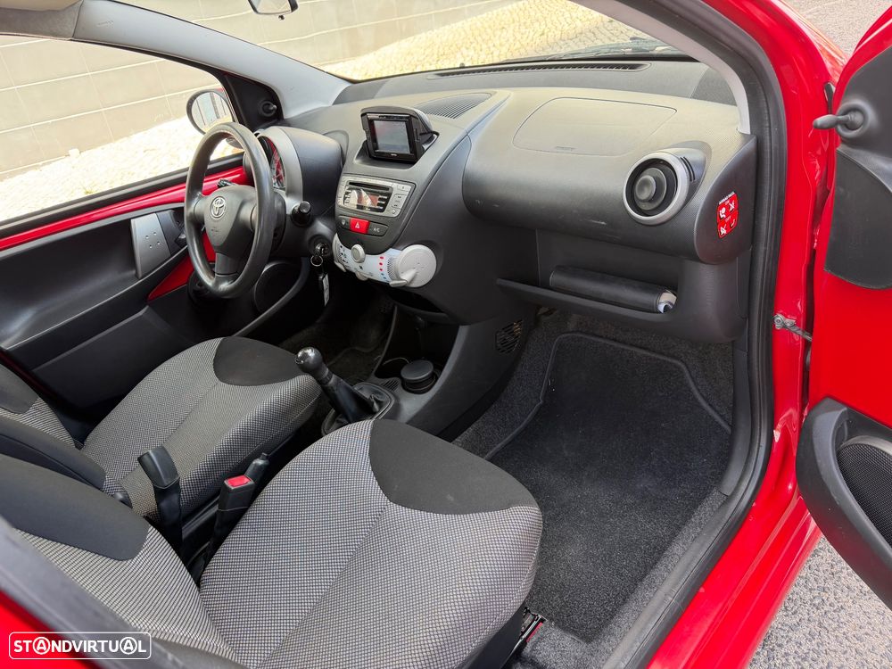 Toyota Aygo 1.0 + AC+VSC - 22