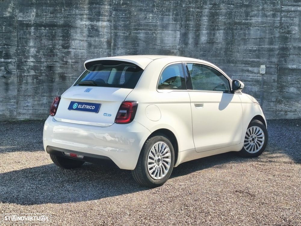 Fiat 500e Action - 3