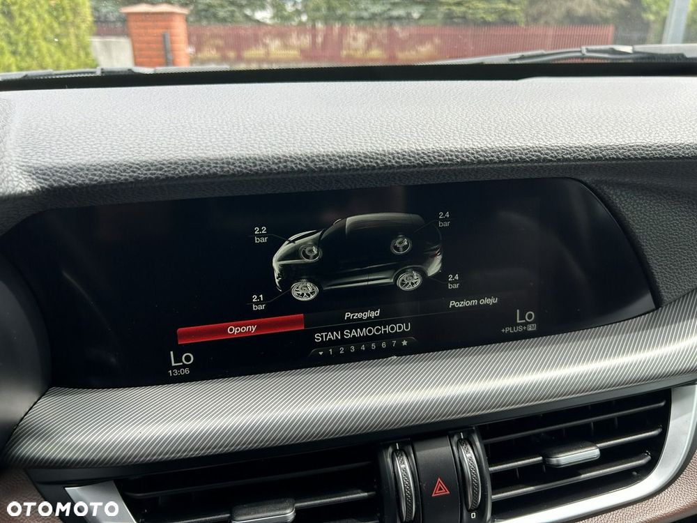 Alfa Romeo Stelvio 2.0 Turbo Executive Q4 - 30