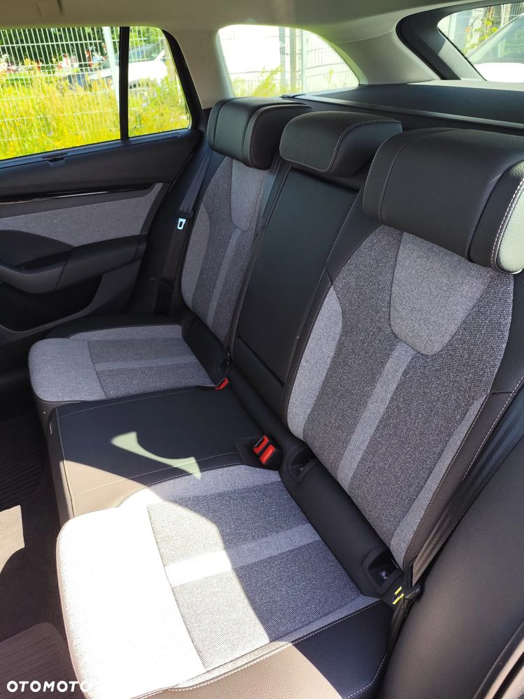 Skoda Octavia 1.5 TSI mHEV Edition 130 Selection DSG - 10