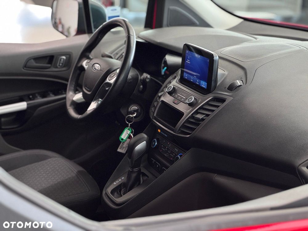 Ford Transit Connect - 38