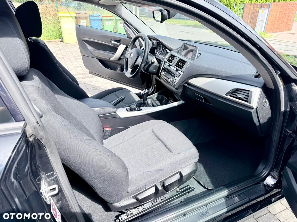 BMW Seria 1 116i - 21