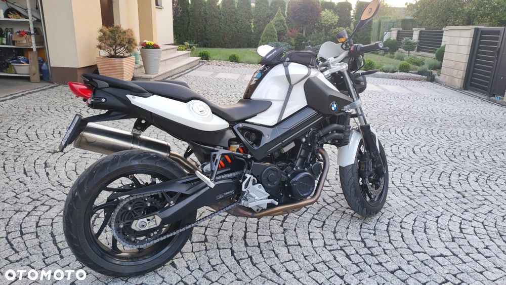 BMW F - 2