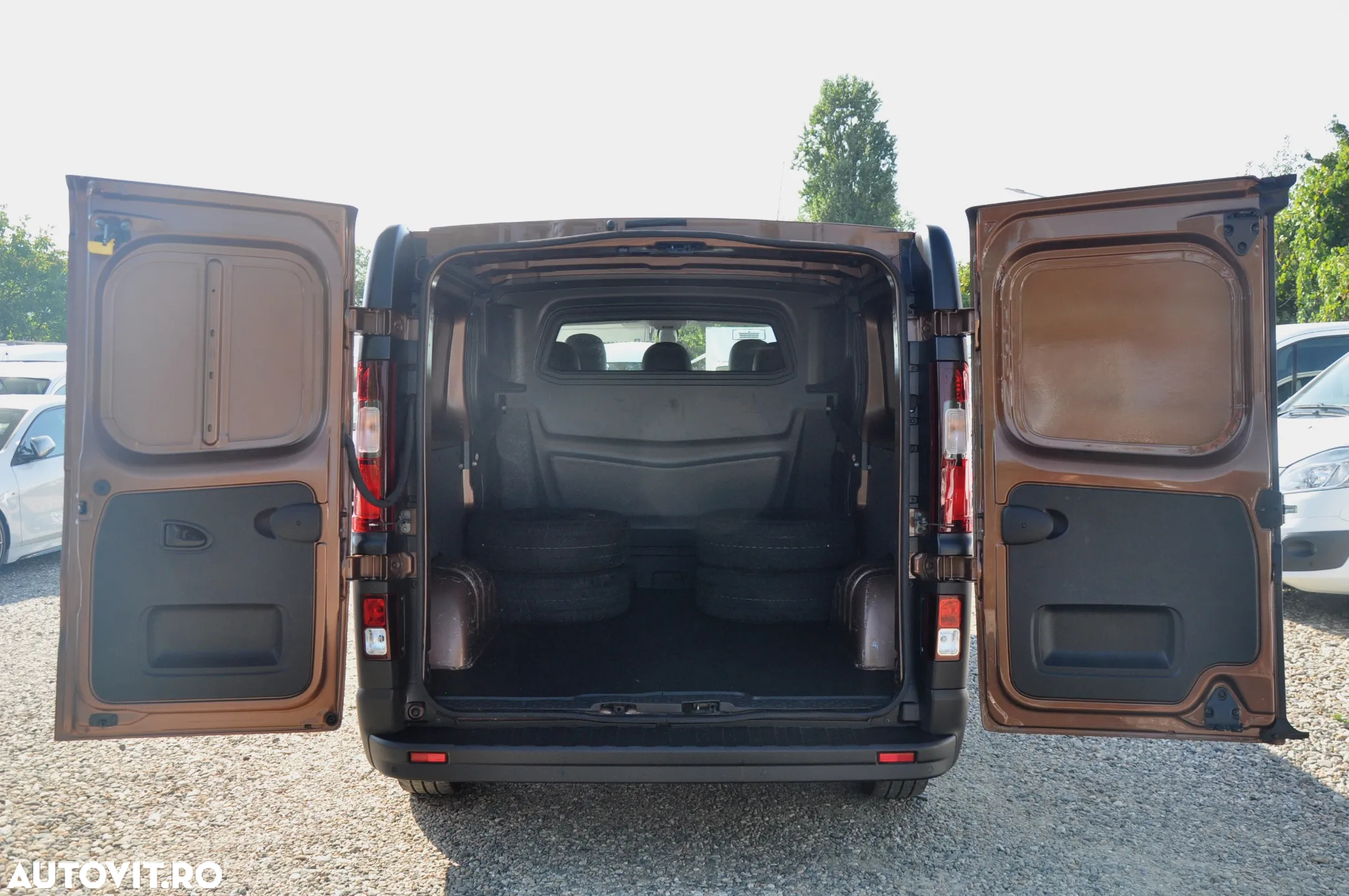 Renault Trafic - 7