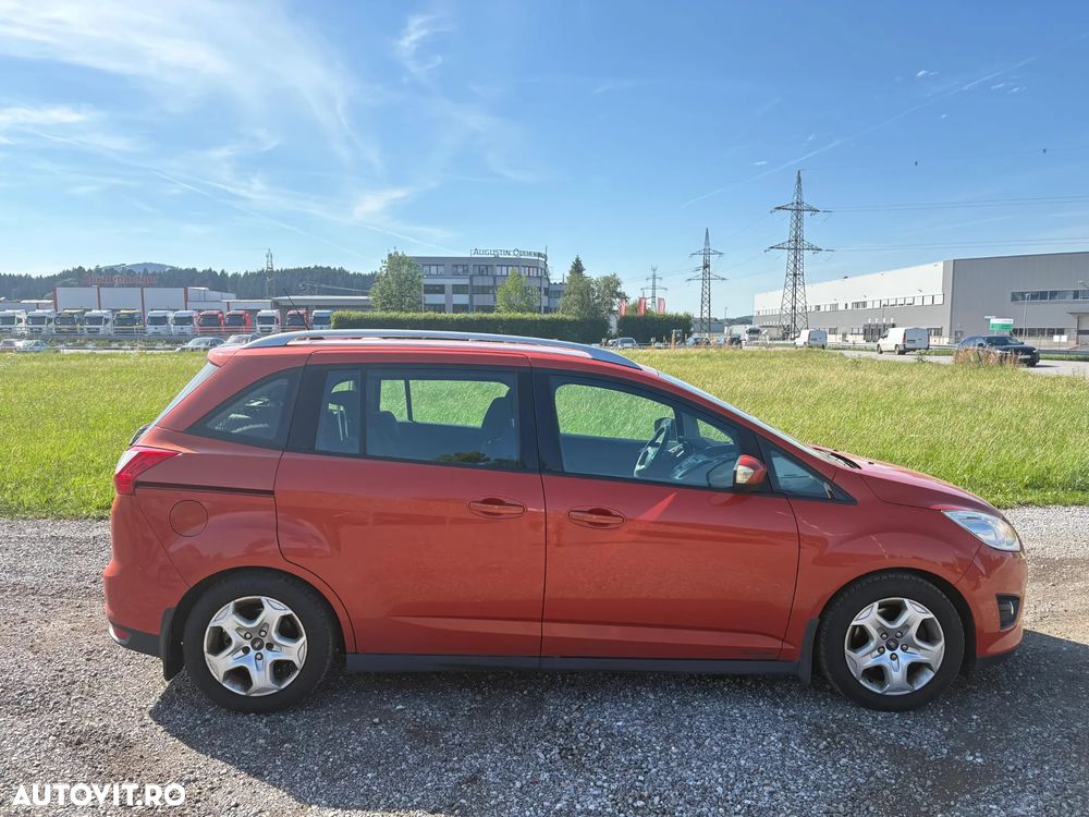 Ford Grand C-Max 1.6 TDCi Titanium - 2