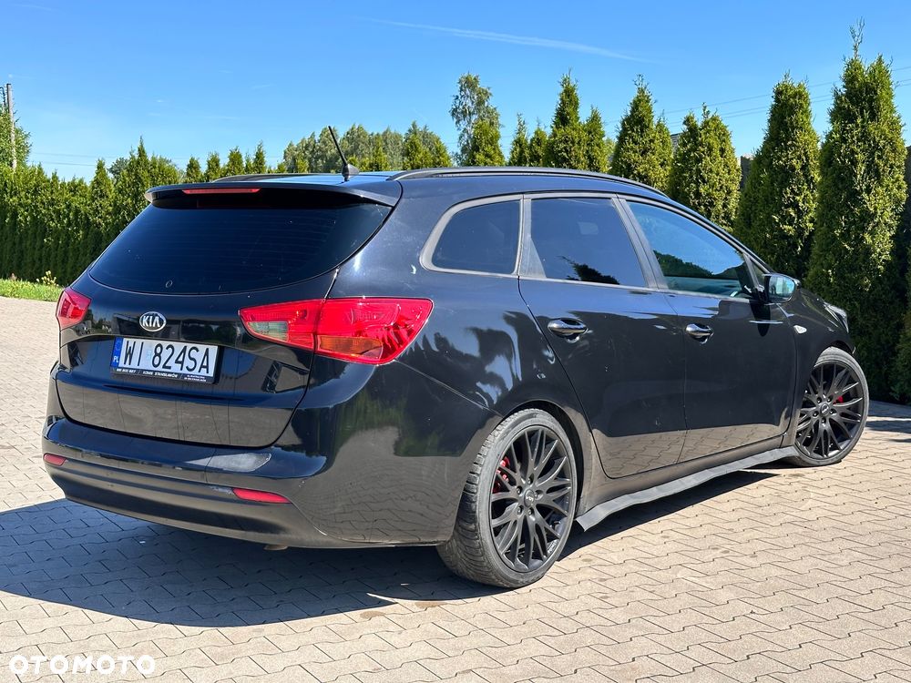 Kia Ceed 1.6 CRDi 128 Platinum Edition - 21