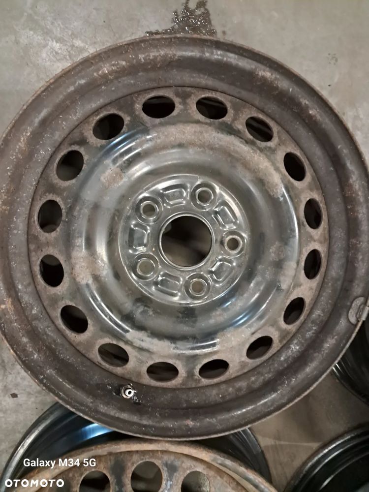 Felgi stalowe Toyota 6,5 j 16 5x114.3 - 2