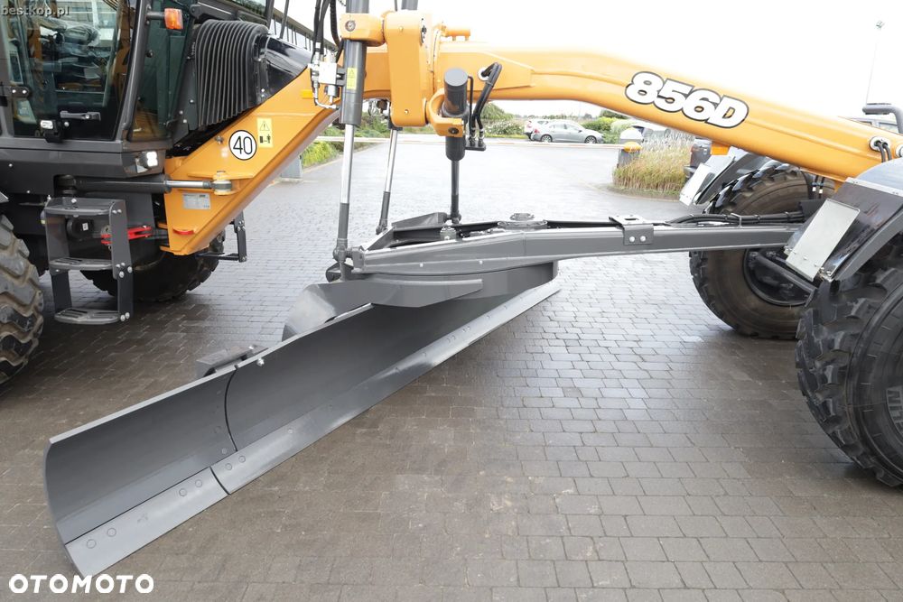 Case 856D - 24