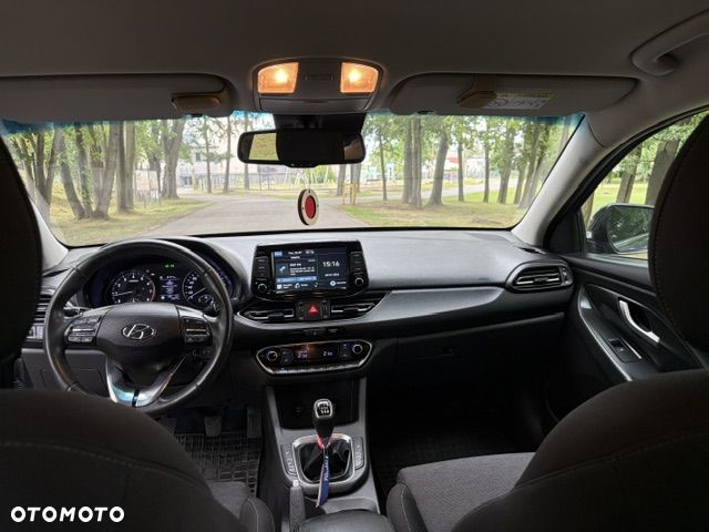 Hyundai i30 1.5 T-GDI 48V Executive - 23