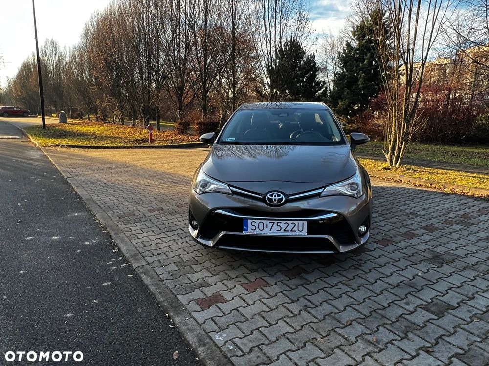 Toyota Avensis 1.8 Prestige - 8