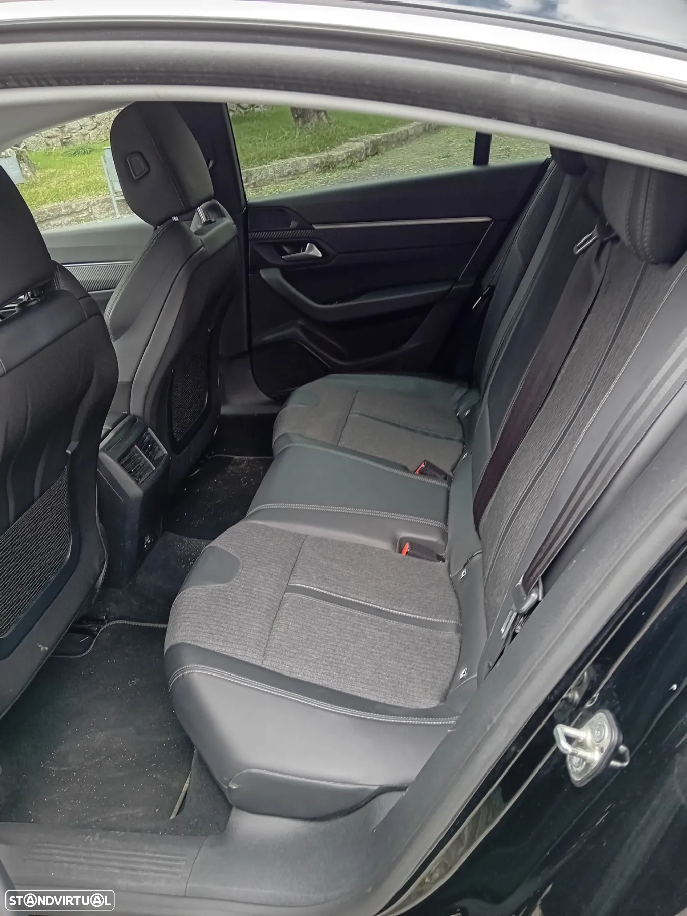 Peugeot 508 1.5 BlueHDi Allure Pack EAT8 - 11