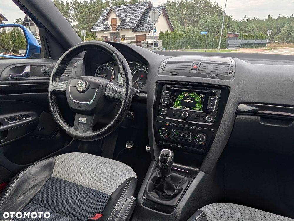 Skoda Octavia 2.0 TDI DPF RS - 7