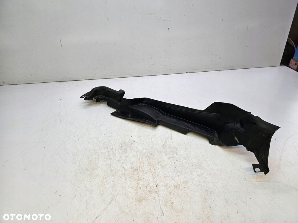 NAKŁADKA BŁOTNIKA LEWA AUDI A4 B9 8W0821169C - 1