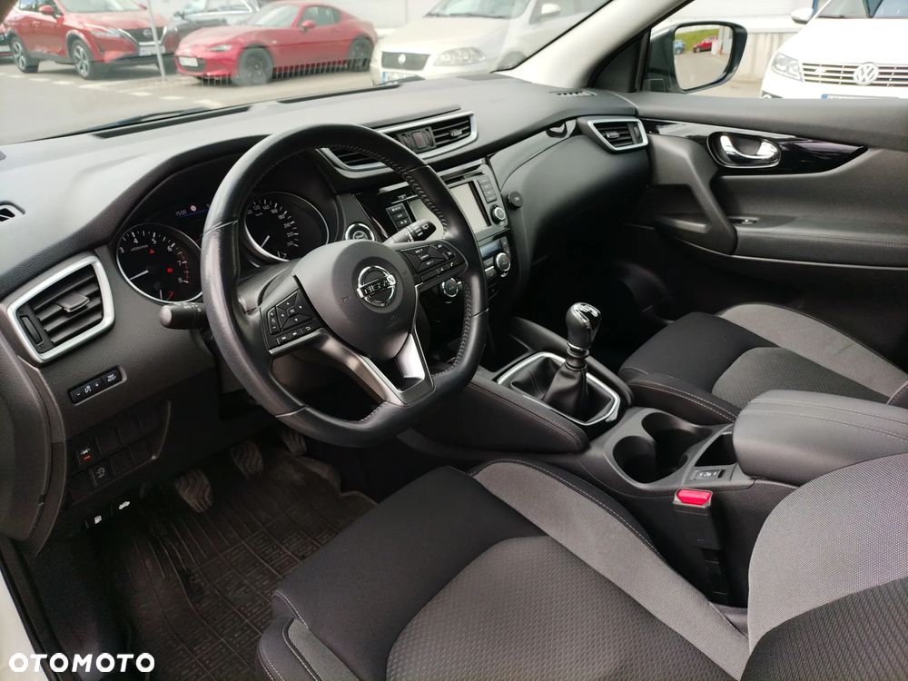 Nissan Qashqai 1.3 DIG-T N-Connecta - 9