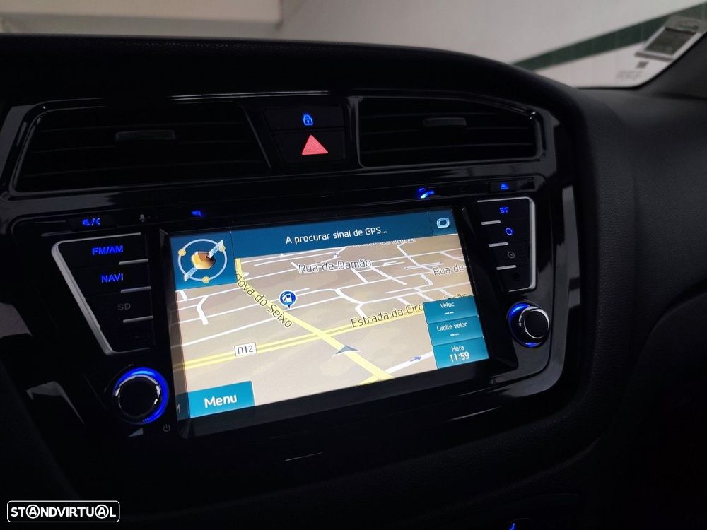 Hyundai i20 1.1 CRDi Blue Access+Bluetooth+Comandos no Volante - 19