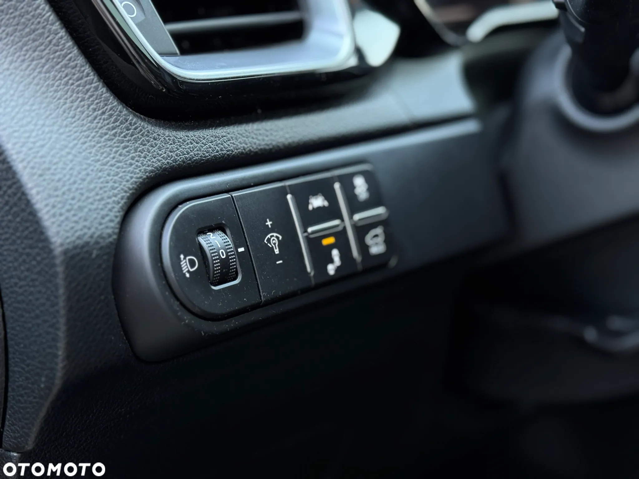 Kia XCeed 1.4 T-GDI L Business Line DCT - 16