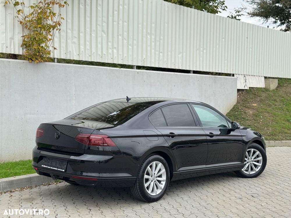 Volkswagen Passat 2.0 TDI (BlueMotion Technology) DSG Highline - 4